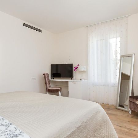 ספליט Spalatum Boutique Suites חדר תמונה