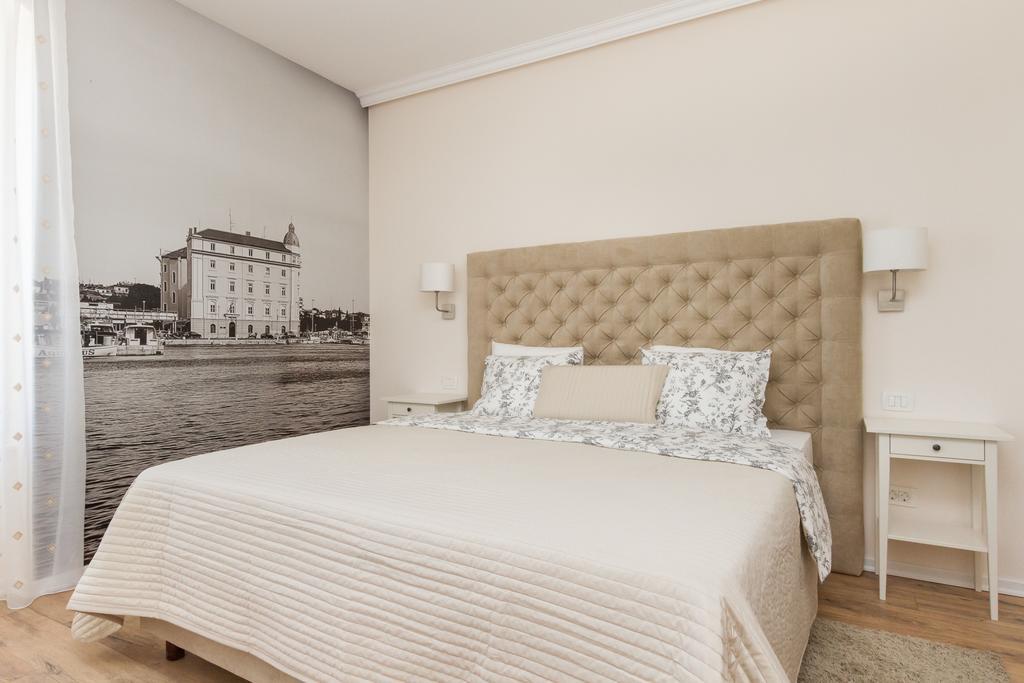 ספליט Spalatum Boutique Suites חדר תמונה